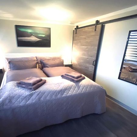Cosy Harbour Apartment เรคยาวิก ภายนอก รูปภาพ